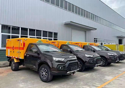 张湾爆破器材运输车-保障安全与效率的关键