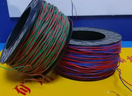 张湾放炮线的主要材质有哪些？不同材质的适用场景有何区别？