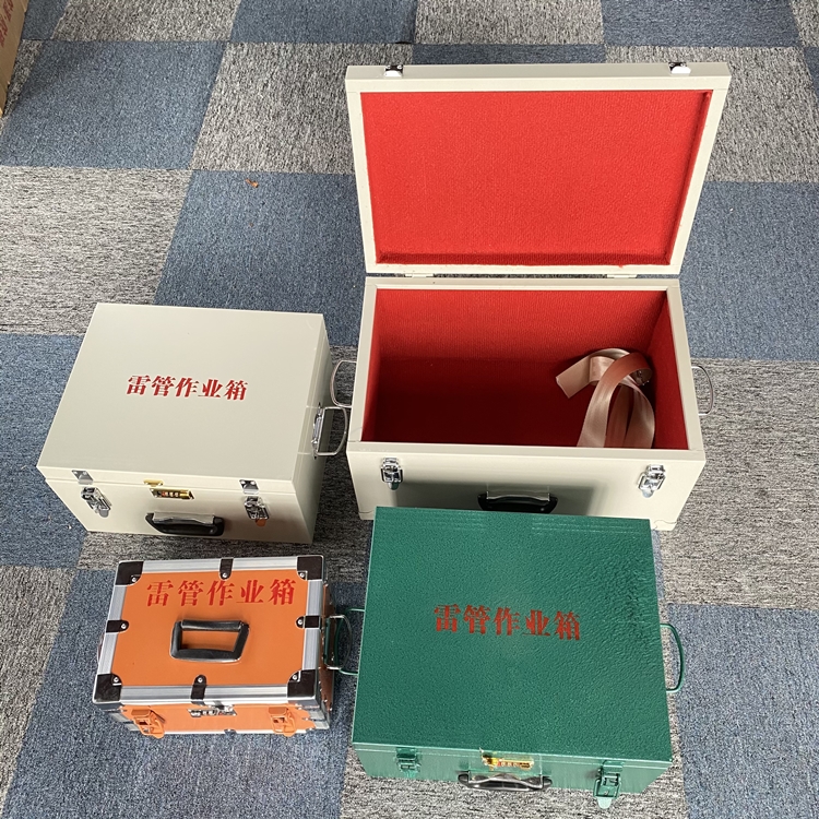 张湾爆破工程作业箱如何选择？玻璃钢与传统材质的全面对比